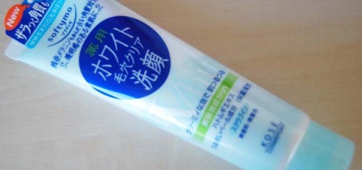 Kose SOFTYMO Medicated White Washing Foam