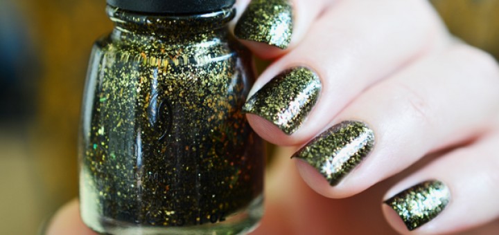 China Glaze Bat My Eyes