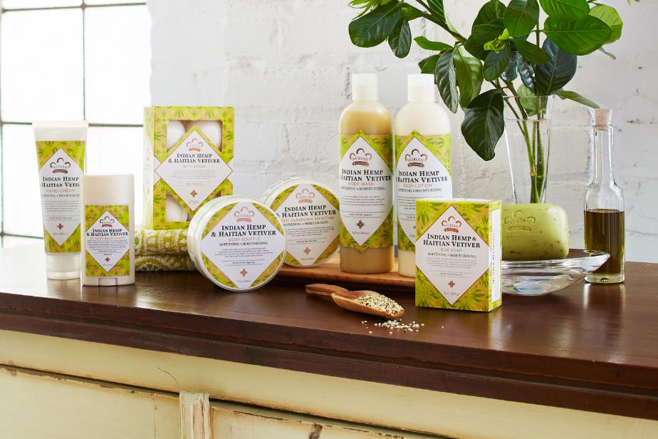 Подарки и новинки Nubian Heritage, Nubian Heritage, Nubian Heritage African Black soap, Nubian Heritage Coconut & Papaya, Nubian Heritage Indian Hemp & Haitian Vetiver, Nubian Heritage Patchouli & Buriti, Nubian Heritage Abyssinian Oil & Chia Seed,