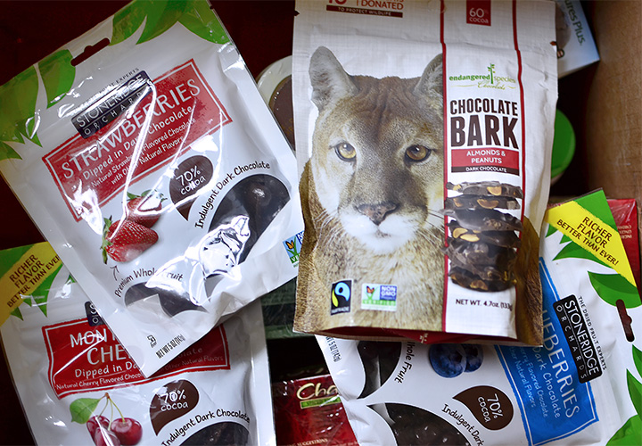 Черный шоколад Chocolove, Chocolove, Посылка iHerb: чай, чай Twinings, шоколад и хлорофилл, Nature’s Plus, Chlorofresh Chlorophyll, Pau d'Arco, Готу Кола, Gotu Kola, Fo Ti, iherb.com, iherb.com отзывы, американская косметика, натуральная косметика, органическая косметика, отзывы iherb.com